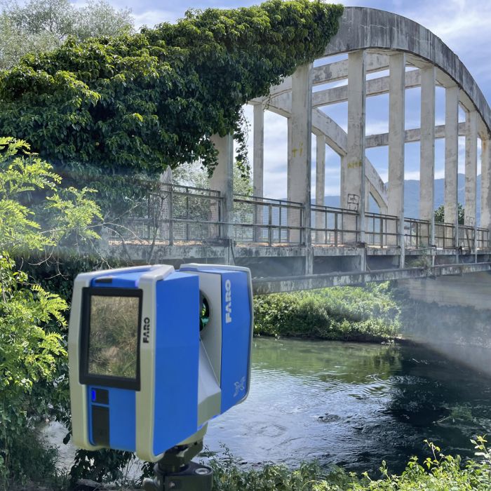 Rilievo ponte fluviale